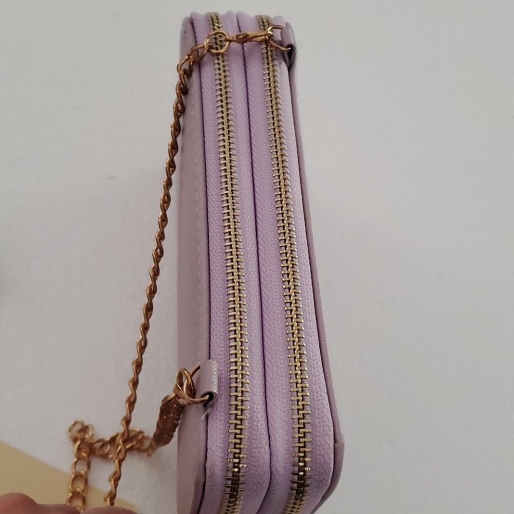 Perfect Image Crossbody Wallet - Picture 3 of 5